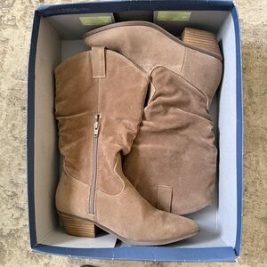 Universal Thread Brown Heeled Boots